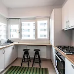 Central Residence Apartment 718